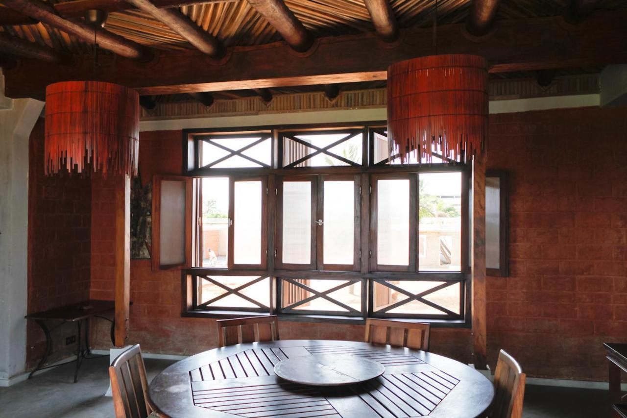 La Maison Bleue Lomé Exteriör bild